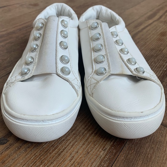 Bcbg girls size 2 white with silver PREOWNED - Picture 1 of 10